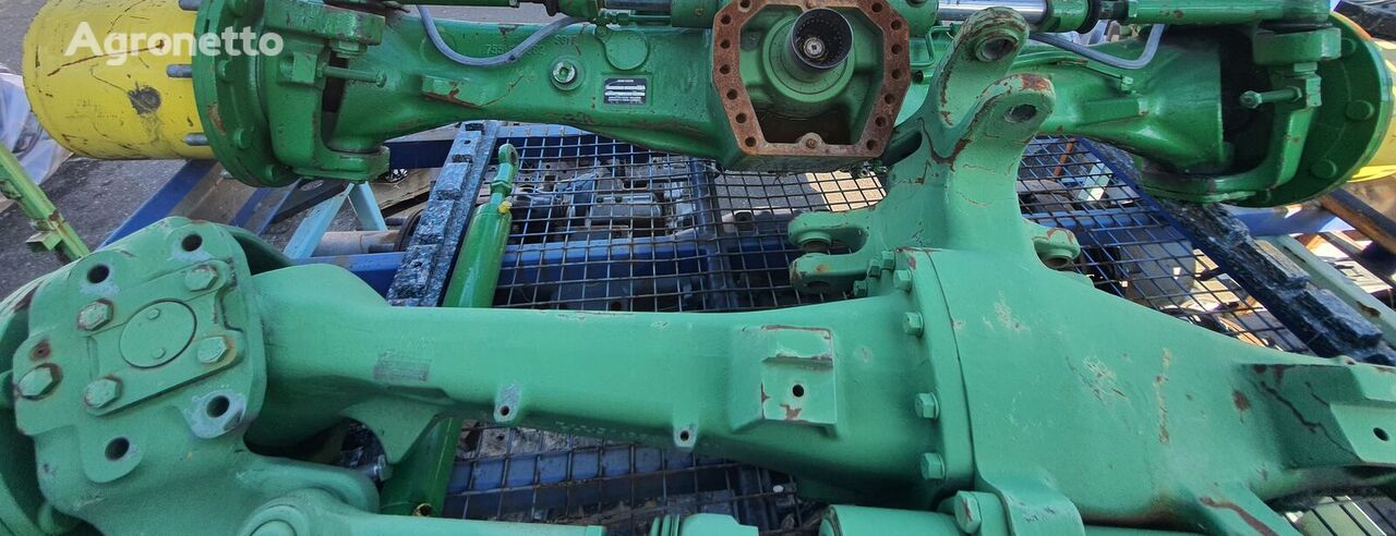 John Deere Front Traktor AL205818 tengely John Deere 6130 (M/R) 6140 (M/R) kerekes traktor-hoz