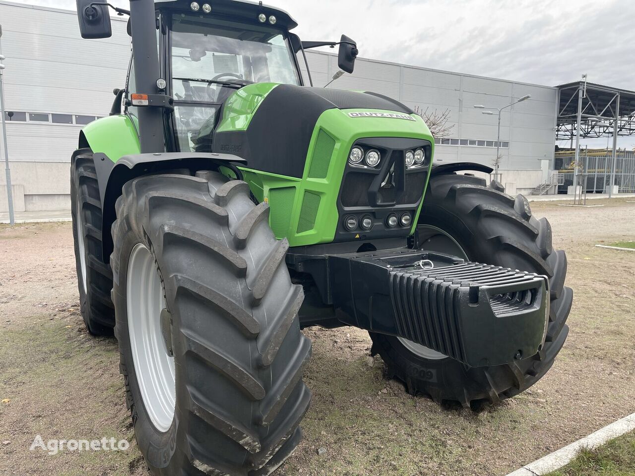 új Deutz-Fahr Agrotron X720 kerekes traktor