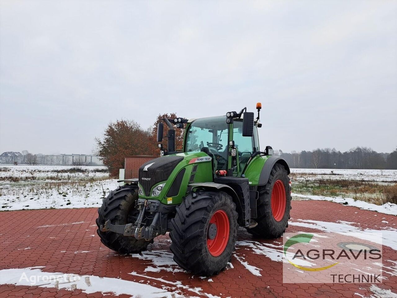 Fendt 720 Vario S4 Profi Plus kerekes traktor