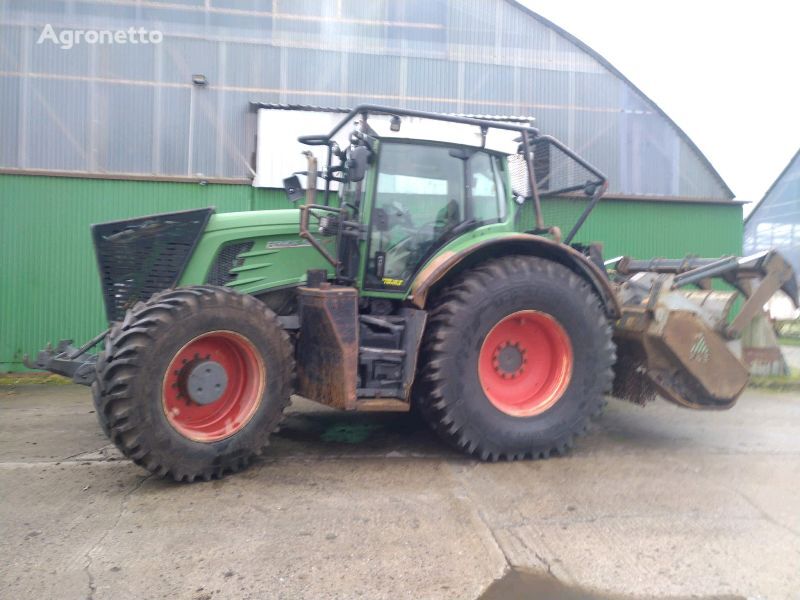 Fendt 939 Vario RüFa mit Forstfräse kerekes traktor