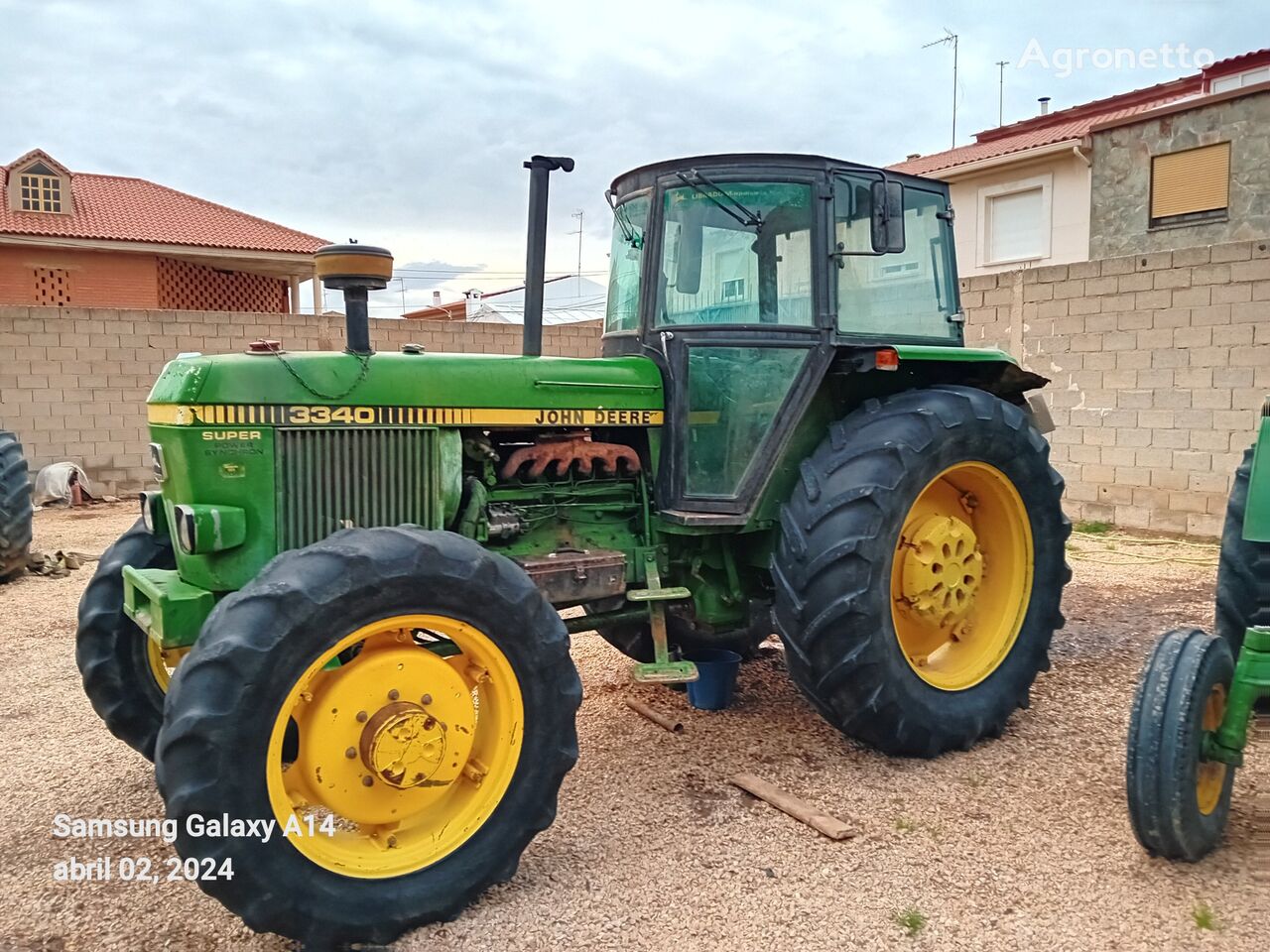 John Deere 3340 kerekes traktor