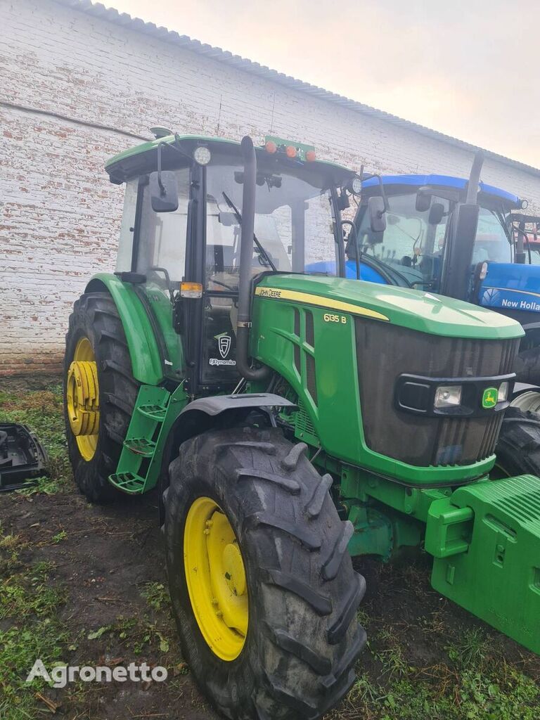 John Deere 6135B kerekes traktor