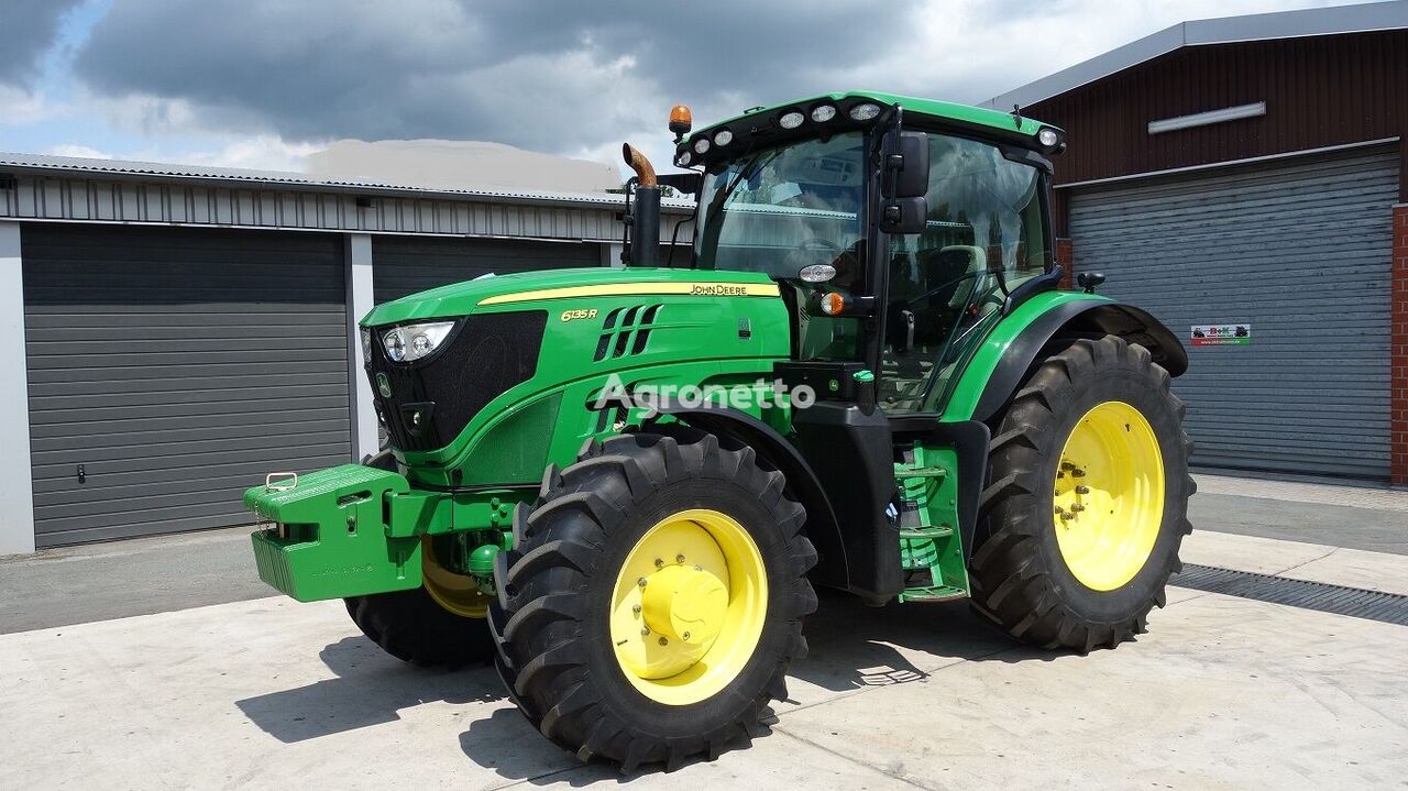 John Deere 6135R kerekes traktor