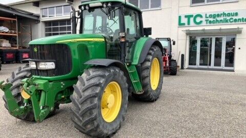 John Deere 6820 kerekes traktor