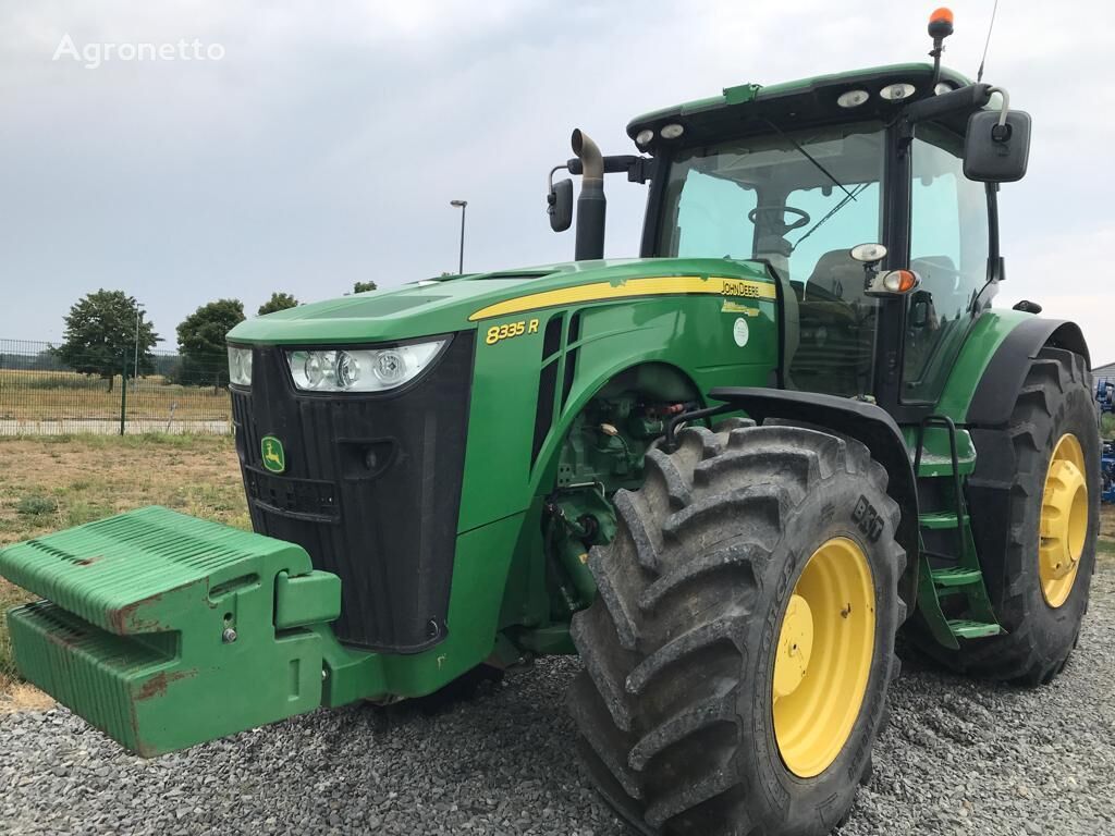 John Deere 8335 R kerekes traktor