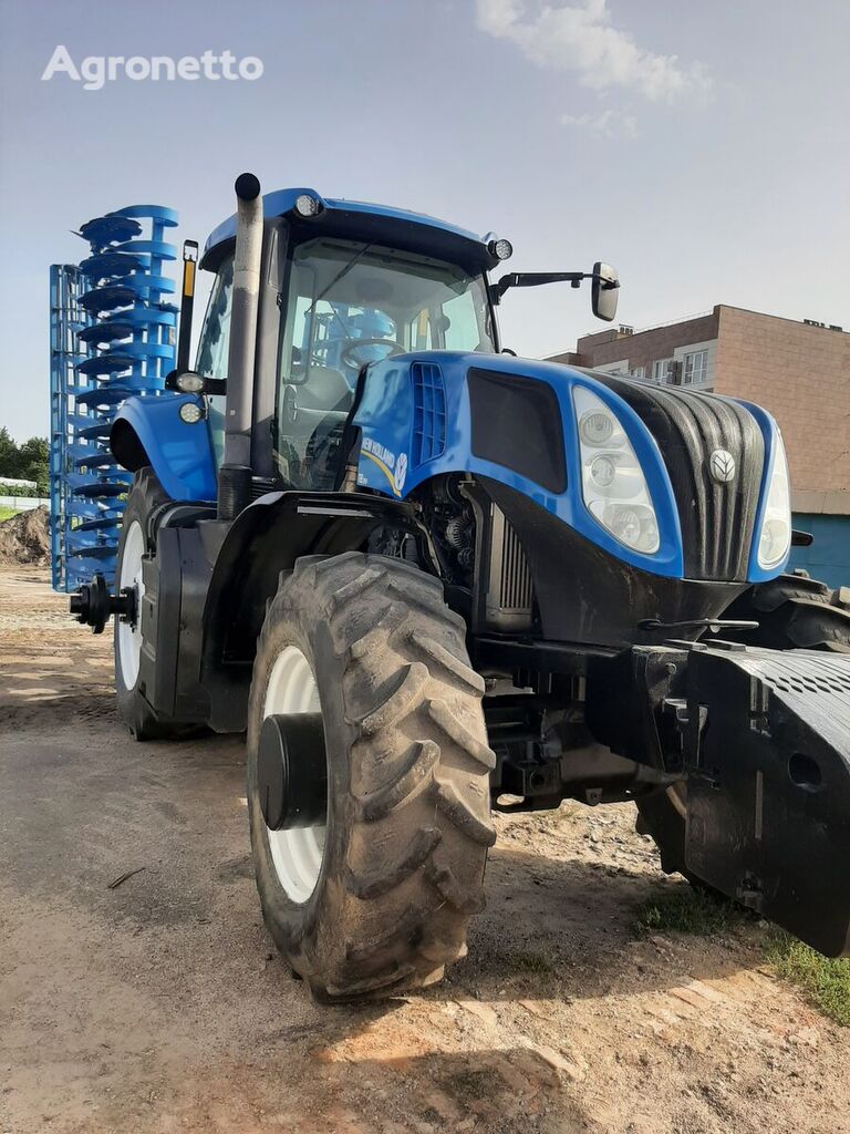 New Holland T 8.390 kerekes traktor