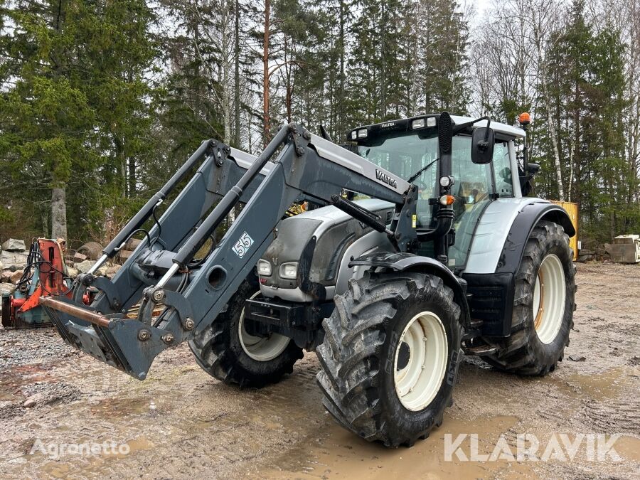 Valtra N142 kerekes traktor